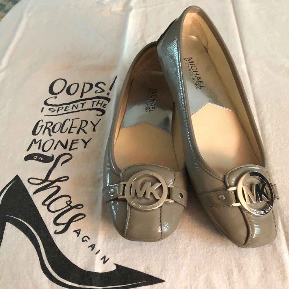 MAKE ME AN OFFER!!! Michael Kors Driving Moccasins